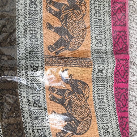 Pashmina - Picture 2 of 4